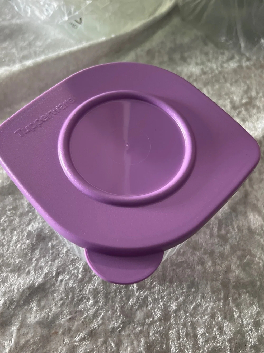 Tupperware set clear